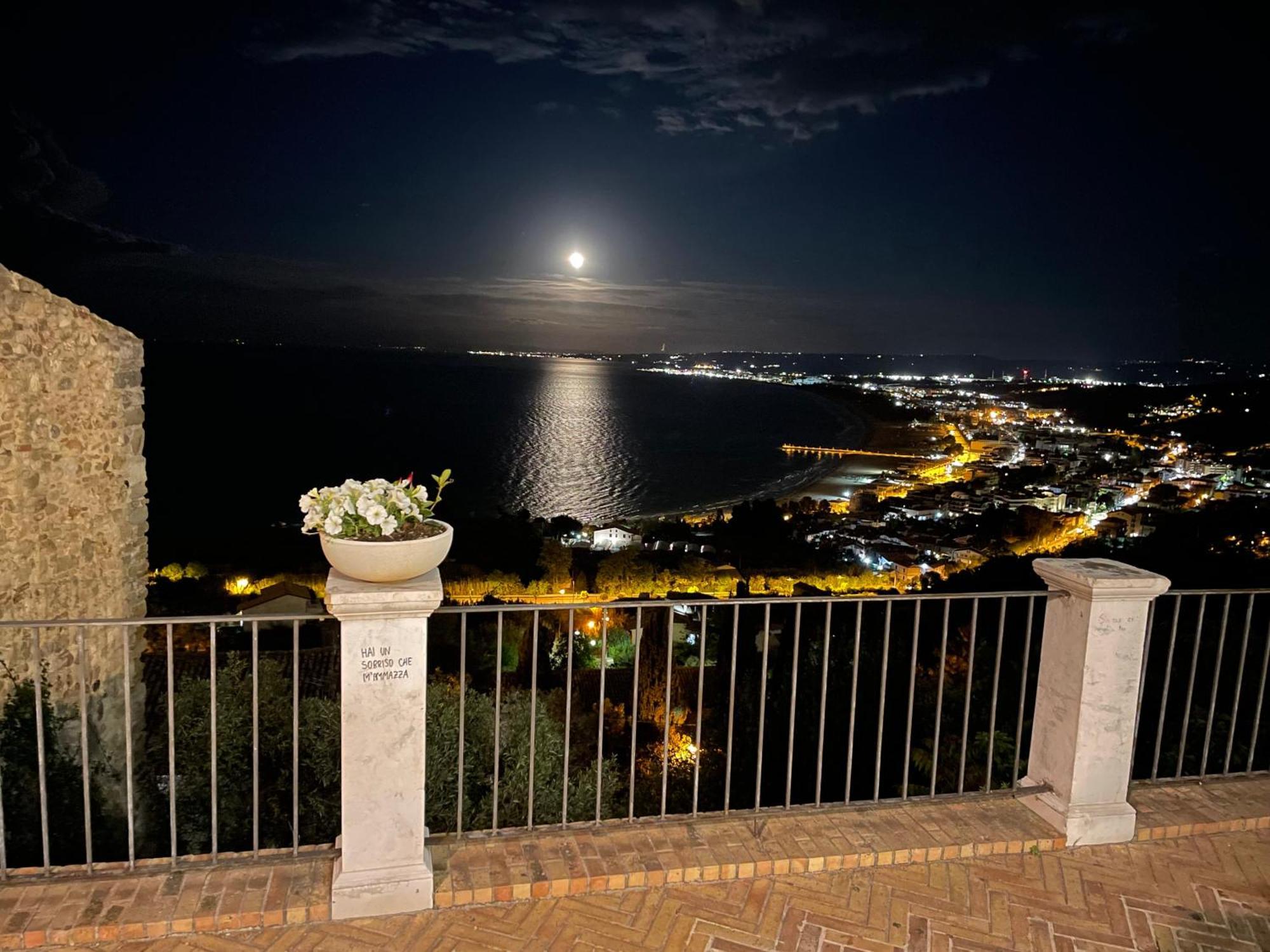 Santa Lucia Home Vasto Kültér fotó